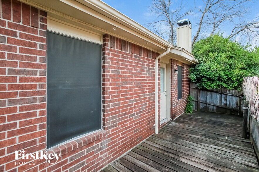 Building Photo - 4641 Goldrock Dr