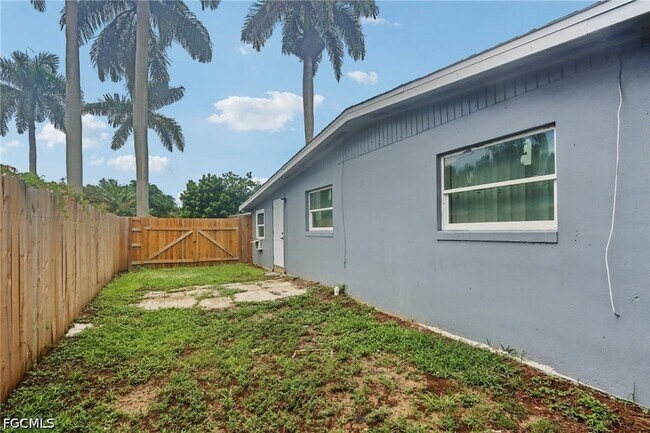 Building Photo - 89 Cabana Ave