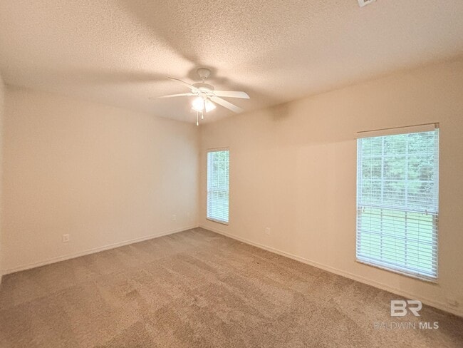 Building Photo - 12953 Churchill Dr