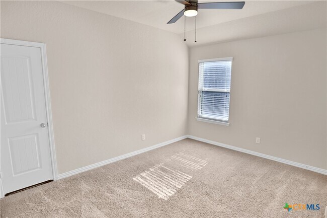 Building Photo - 15523 Birdstone Ln