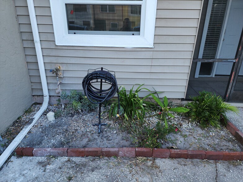 Front 2 - 3001 S Pines Dr