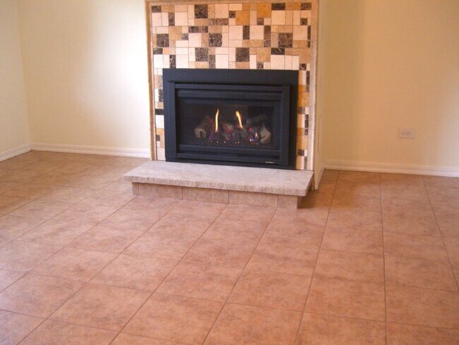 Building Photo - 4295 Eaton Ct