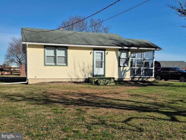 Building Photo - 4866 Trento Ave