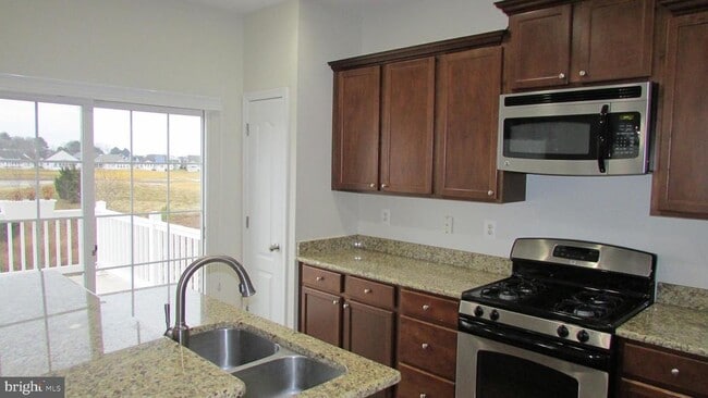 Building Photo - 20776 Brunswick Ln