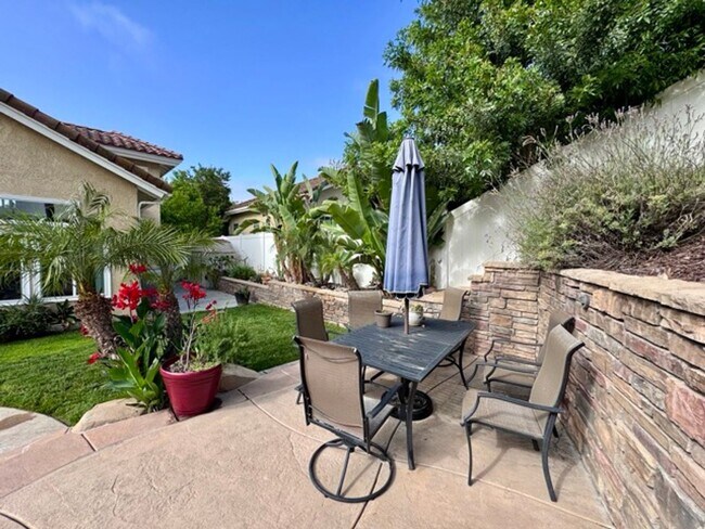 Building Photo - 5 bedroom South Temecula home with a Pool ...