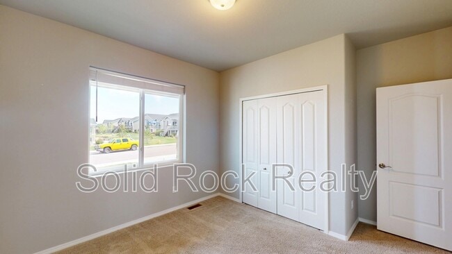 Building Photo - 10736 Hidden Brook Cir