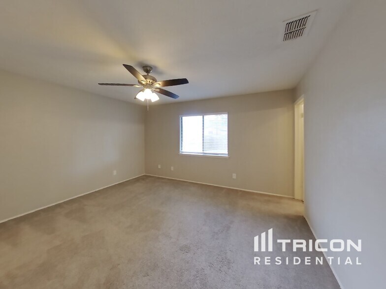 Building Photo - 509 Forestwood Dr