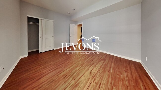 Building Photo - Discover this charming ADU near Golden Gar...