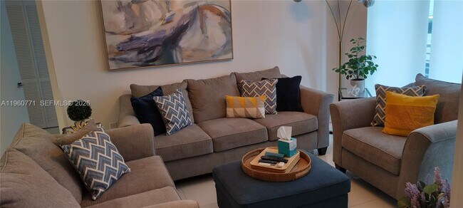 Building Photo - 7661 NW 107th Ave