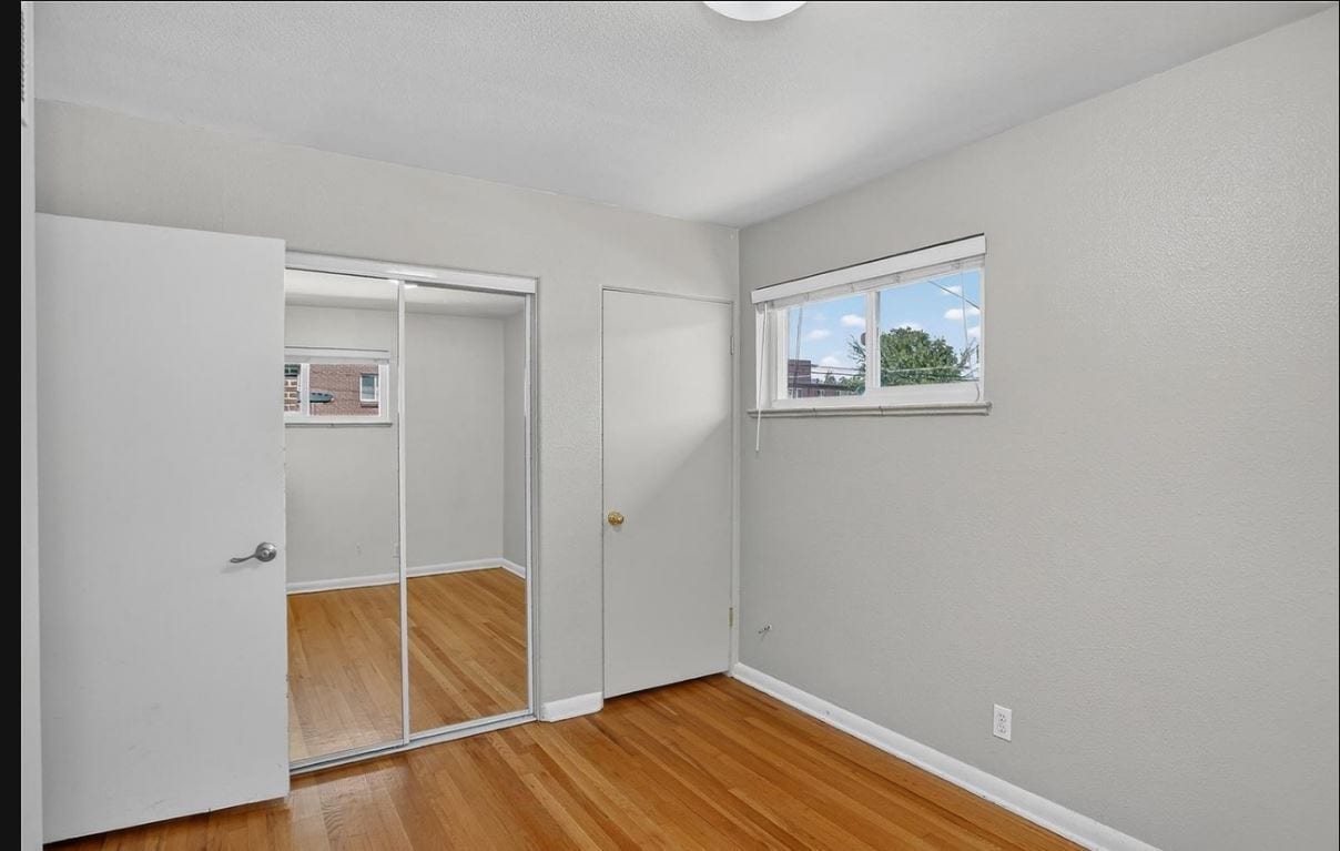 Building Photo - 2527 S University Blvd