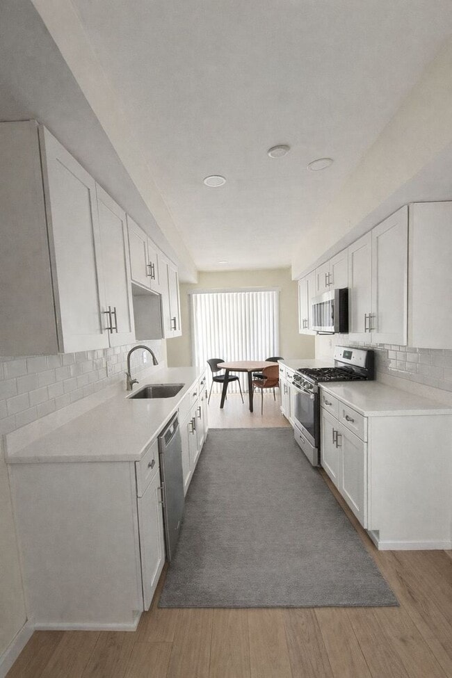 Building Photo - 463 Kennedy Pl