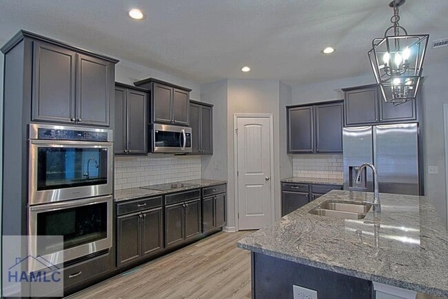 Building Photo - 39 Herty Ln