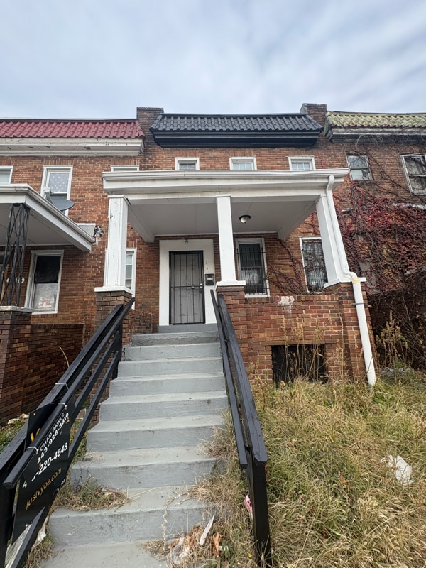 Building Photo - 2416 W Franklin St