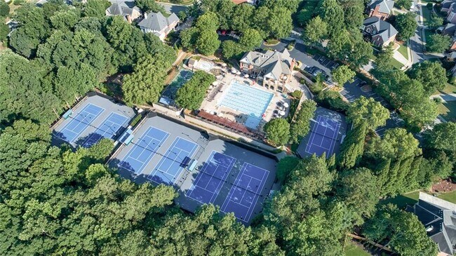 Building Photo - 870 Longstone Landing