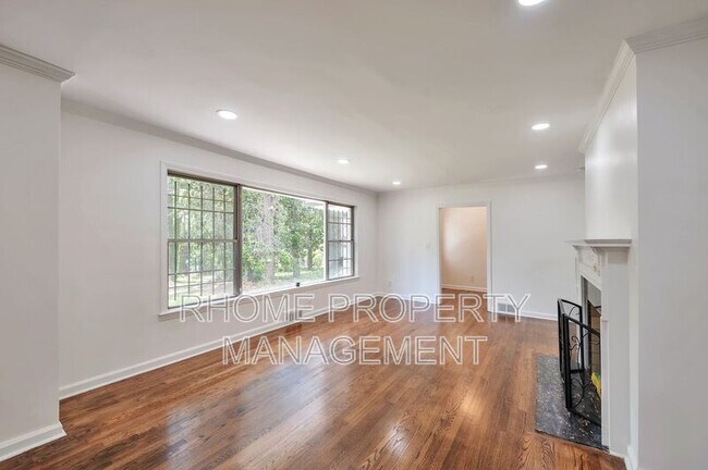 Building Photo - 1332 Willis Mill Rd SW