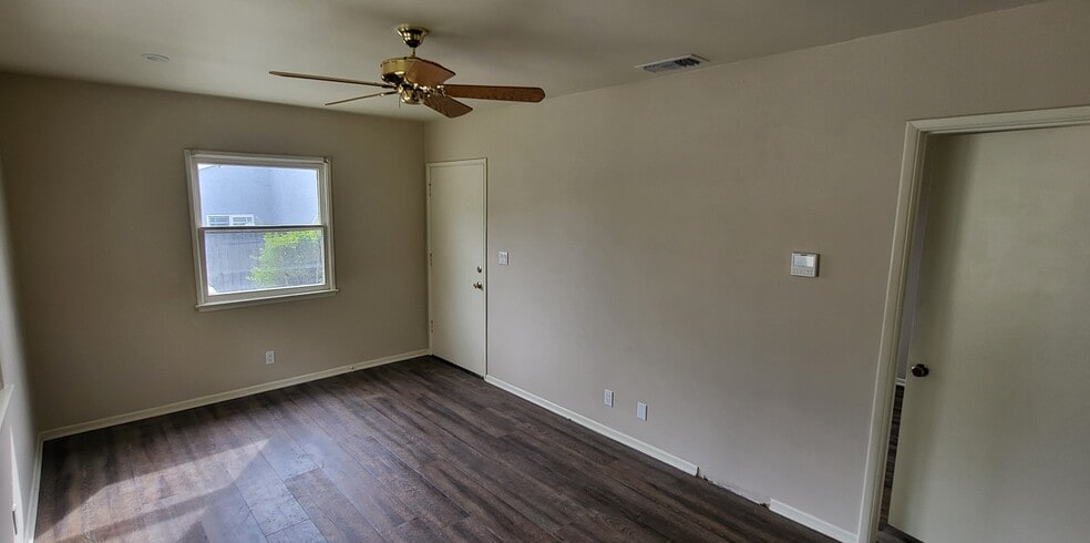 Living Room with Casablanca Fan - 154 Madeline Dr