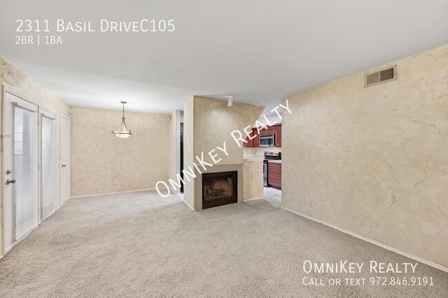 Building Photo - 2311 Basil Dr