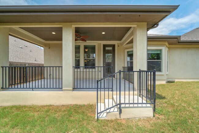 Building Photo - 3825 Vinalopo Dr