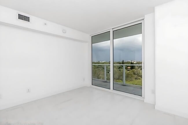 Building Photo - 4250 Biscayne Blvd