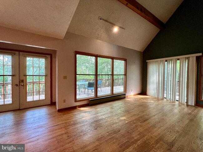 Building Photo - 148 Fieldstone Ln