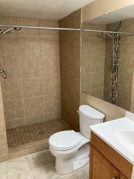 Building Photo - 4400 S Quebec St