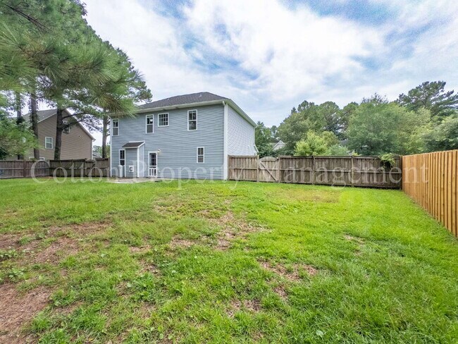 Building Photo - 110 Roughleaf Trail