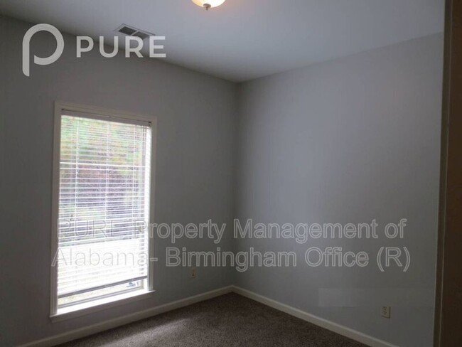 Building Photo - 794 Forest Lakes Dr