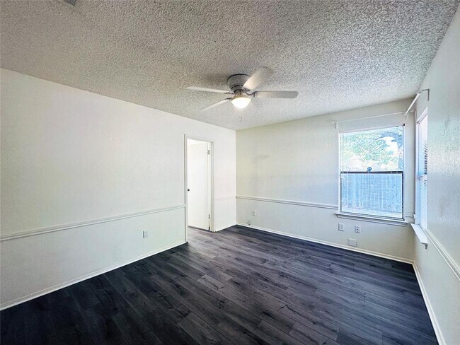 Building Photo - 14414 Tiffer Ln