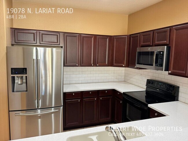 Building Photo - 19078 N Lariat Rd