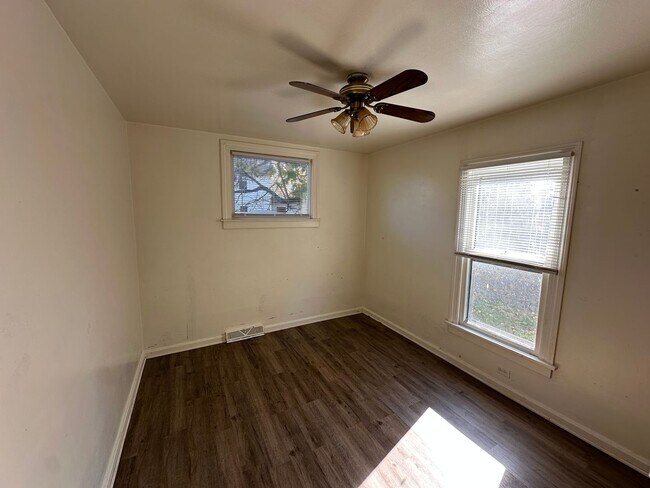 Building Photo - 288 Dickey Ave NW