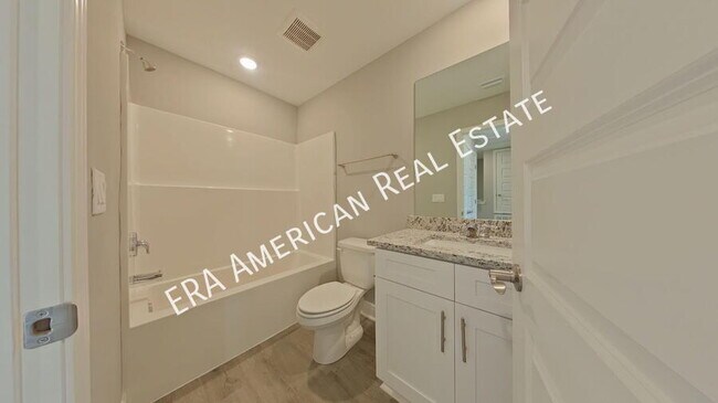 Building Photo - 818 Kenneth Dr