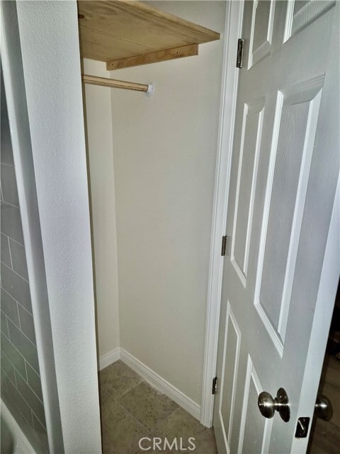 Building Photo - 857 W Edgehill Rd