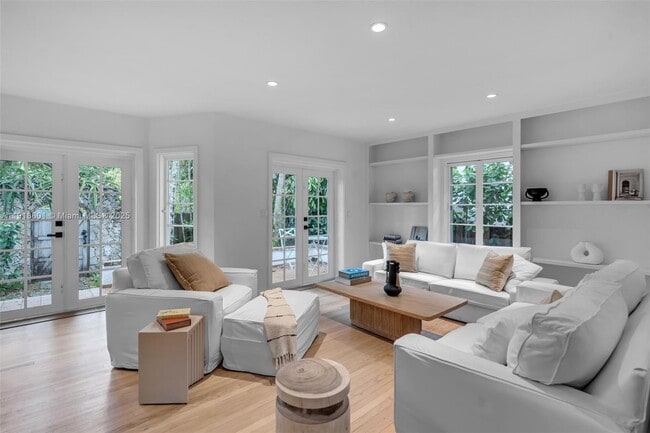 Building Photo - 4151 El Prado Blvd