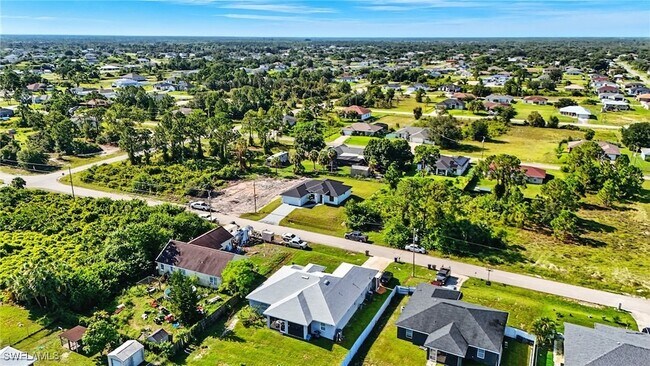 Building Photo - 2607 38th St SW