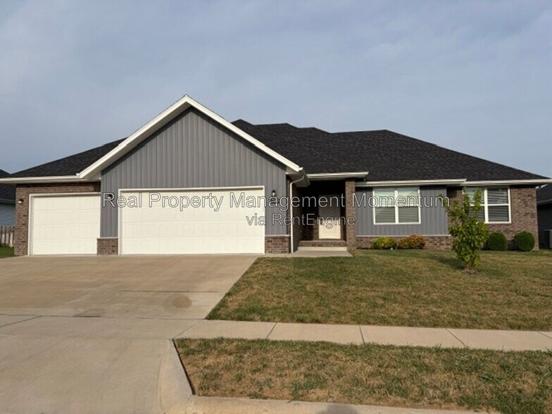 Building Photo - 749 E Penzance Cir