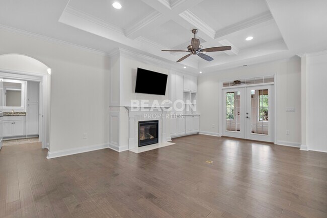 Building Photo - 661 Jenoa Dr
