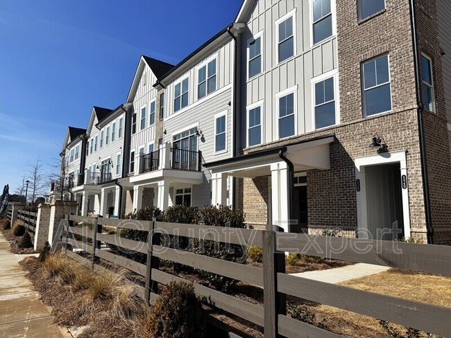 Building Photo - 522 Sawnee Vlg Blvd