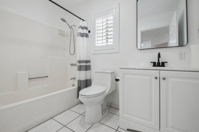 Building Photo - 3628 Arroyo Seco Ave