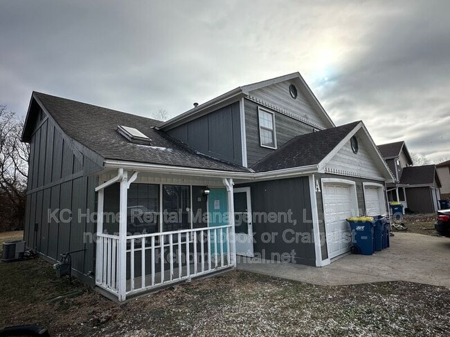 Building Photo - 35 Cherry St