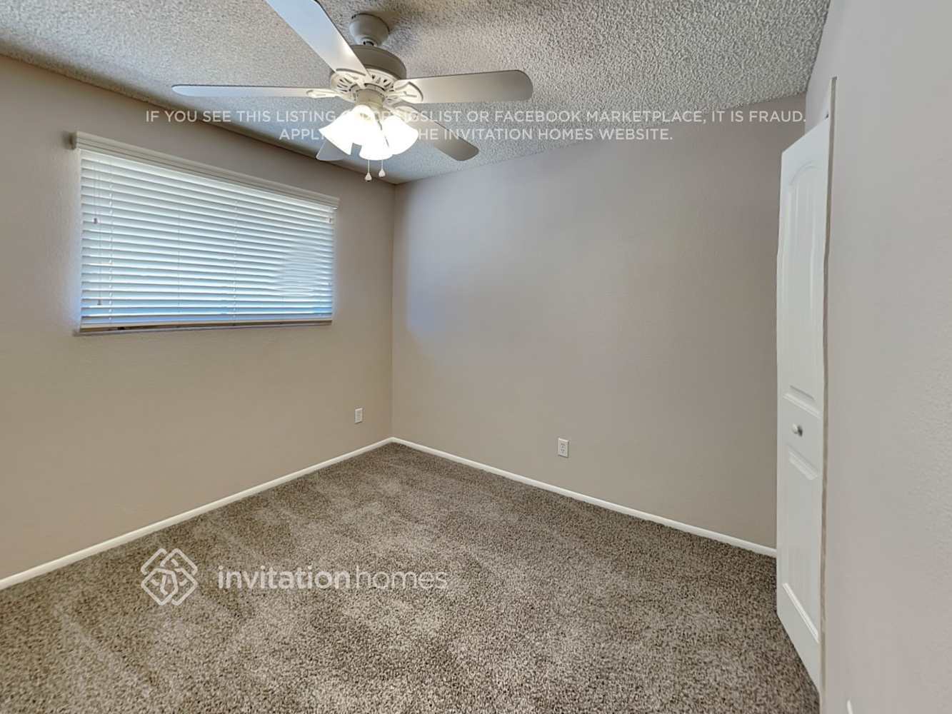 Building Photo - 4322 E Villa Maria Dr