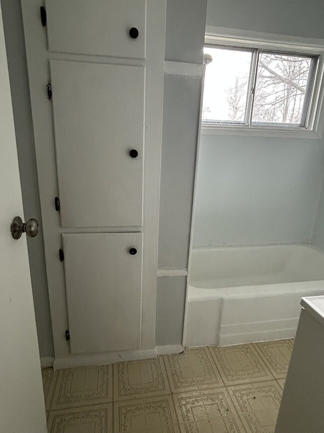 Building Photo - 6713 52nd St