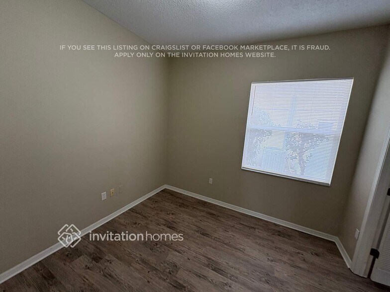 Building Photo - 4505 Bedford Ct E