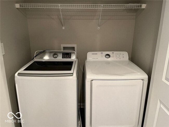 Building Photo - 9743 Prairie Smoke Dr