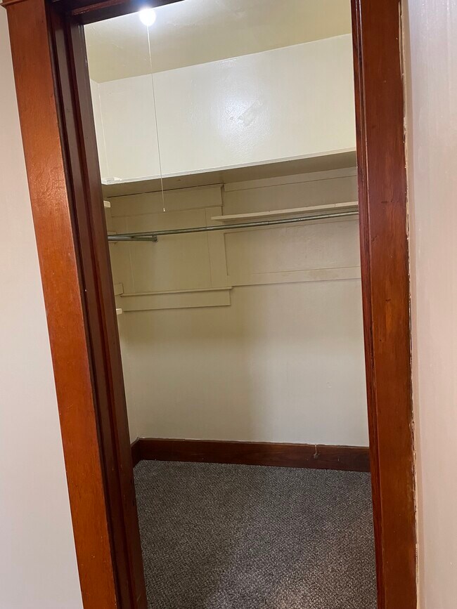 Master walk in closet - 661 N Washington St