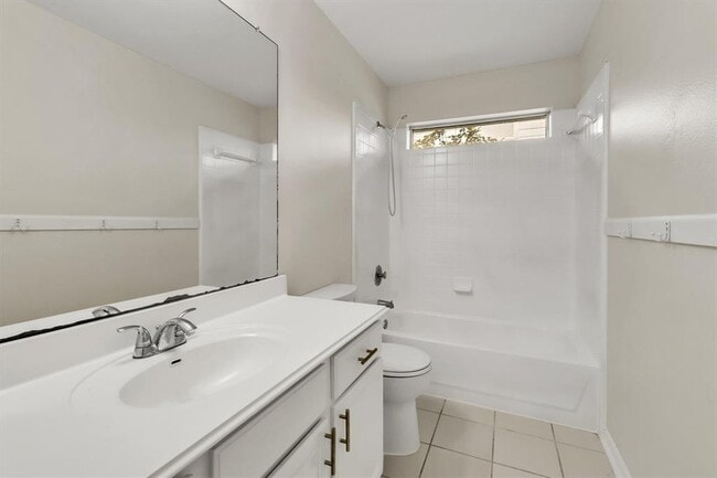 Building Photo - 11209 Avering Ln