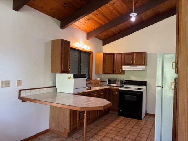 Building Photo - 2 Bedroom / 1 Bath House in HPP