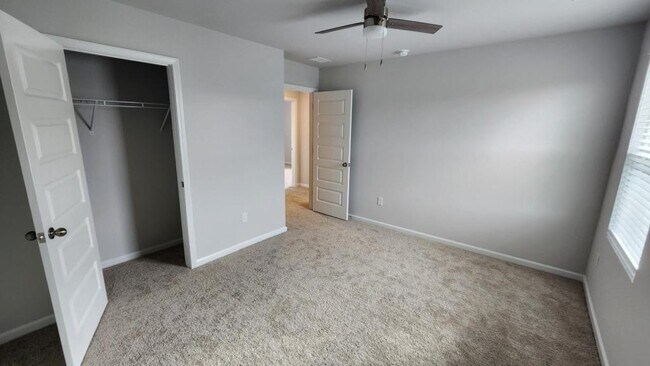 Building Photo - 1055 Sentinel Ct