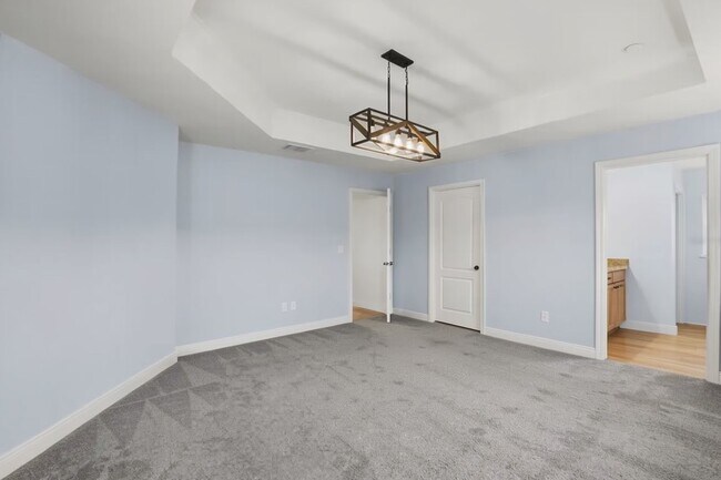 Building Photo - 30429 Island Club Dr