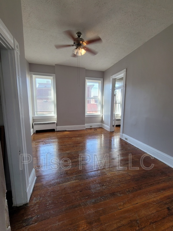 Building Photo - 638-640 6th Avenue - 638-2