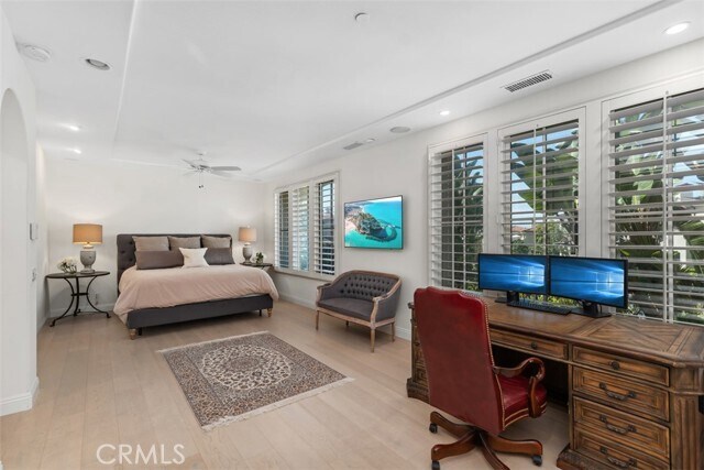 Building Photo - 150 Sidney Bay Dr